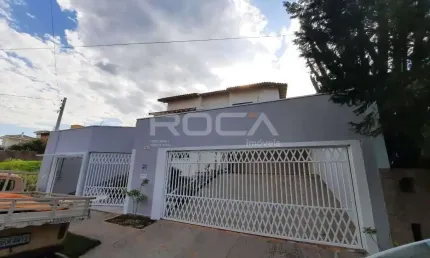 Casa de luxo com 5 dormitórios e 3 suítes no Parque Santa Mônica em São Carlos