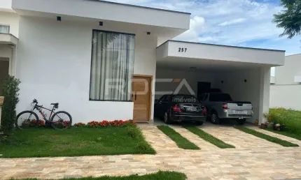 Venda de Casas / Condomínio na cidade de São Carlos