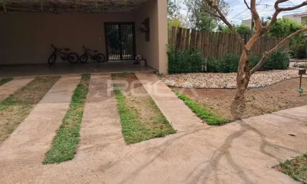 Casa de luxo com piscina e churrasqueira no Condomínio Damha II em São Carlos