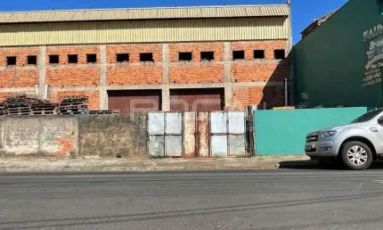 Excelente Barracão Comercial à Venda na Vila Boa Vista, São Carlos