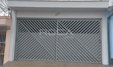 Casa à venda na Vila Santa Madre Cabrini, São Carlos - 2 dormitórios e suíte!