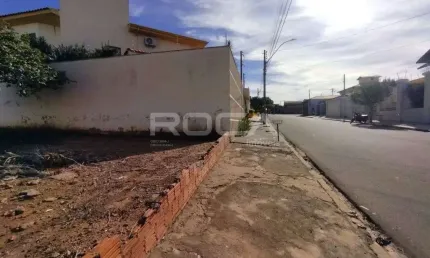 Terreno à venda no bairro Planalto Paraíso em São Carlos | Excelente oportunidade!
