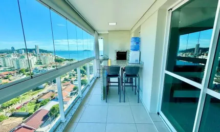APARTAMENTO 3 DORM, 1 SUÍTE, EM HOMME CLUB, NO CENTRO DE PENHA, SC.