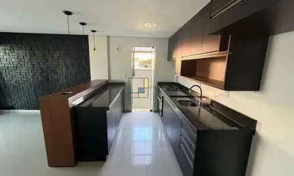 Apartamento 2 dormitórios sendo 1 suíte no gravatá em navegantes/sc
