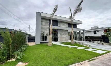 Casa para Venda em Palhoça, Pedra Branca, 3 dormitórios, 1 suíte, 3 banheiros, 2 vagas