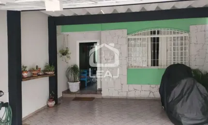 Excelente Sobrado à venda, 143m², 3 dormitórios, 2 vagas garagem, Churrasqueira  - R$ 730.000,00 -