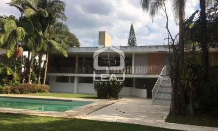 Casa com 4 dormitórios, 850 m² à  Venda por R$ 7.850.000,00 ou Aluguel por R$ 45.300,00/pacote - Re
