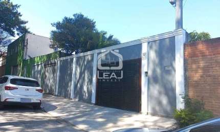 Casa com 3 dormitórios e 4 vagas de garagem à venda, 300 m² por R$ 1.000.000,00 - Parque Maria Hele