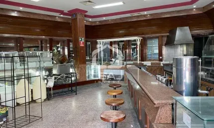Salão comercial de 280 m² com 7 vagas de garagem a venda por R$ 1.590.000,00 - Parque Santo Antônio