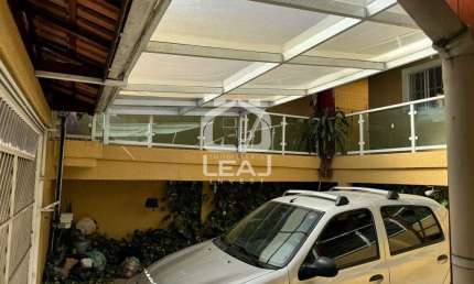 Sobrado à venda no Jardim Nova Germania, 240m², 2 dormitórios, 2 vagas, Amplo Terraço com Churrasqu
