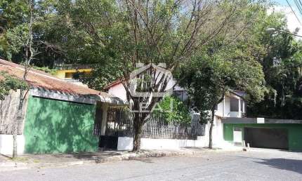 Casa para venda, 360 m2, 3 suítes, 3 vagas de garagem, na Super Quadra Morumbi, São Paulo, SP
