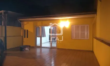 Sobrado à Venda em Super Quadra Morumbi, 150m², 3 Dormitórios, Vaga, R$ 730.000,00,São Paulo, SP
