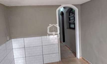 Casa com 2 dormitórios para alugar, 80 m² por R$ 1.700,00/mês - Capão Redondo - São Paulo/SP