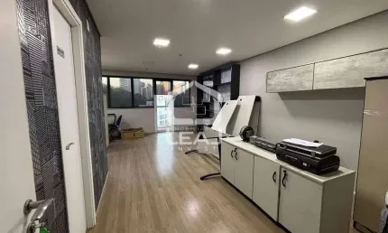 Conjunto comercial, 35m², Vila Andrade, para venda R$ 350.000,00 e locação R$ 3.705,00 (Pacote) - S