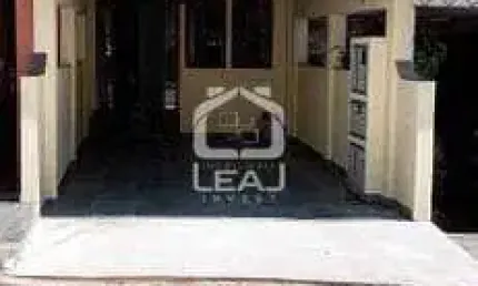 Sobrado em condomínio fechado com 4 dormitórios e 2 vagas à venda, 140 m² por R$ 615.000,00 - Parqu
