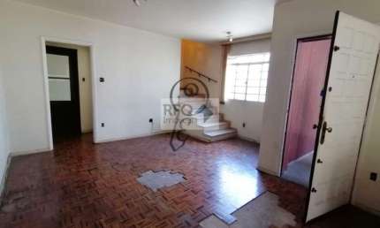 Lindo Sobrado com 4 quartos - 3 vagas de garagem no Jardim da Glória