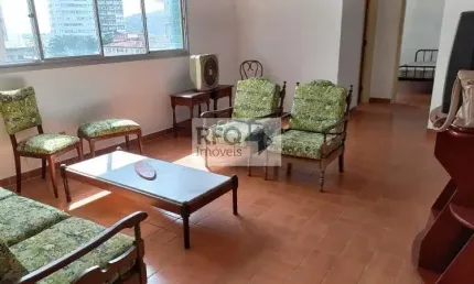 Este espaçoso apartamento residencial é perfeito para quem busca conforto e comodidade.