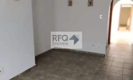 Se você está em busca de um novo lar cheio de conforto e estilo, essa casa é perfeita para você!