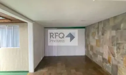 Casa  térrea com 3 dormitórios para locação com quintal, edícula e lavanderia  na regiao da vila mariana!!