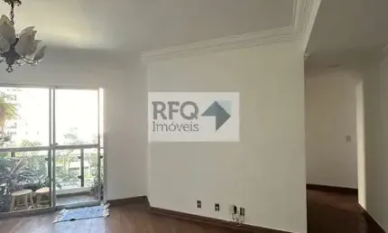 Apartamento no miolo do ipiranga repleto de armários e uma planta bem bacana!!