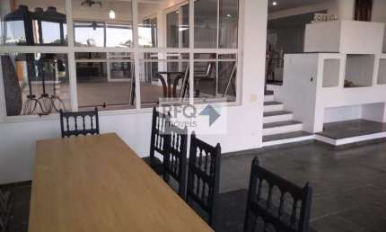 Casa Alto Padrão à venda podendo ser locada também, para fins comerciais ou residências no Retiro do Morumbi!!