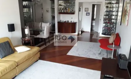 Apartamento de 176 m², com 4 dorms (2 suítes, 1 closet) + 4 banheiros  +  3 vagas de garagem