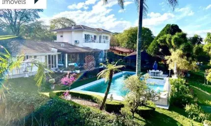 Uma linda casa em condomínio na cidade de Itatiba à uma hora de São Paulo !!!
