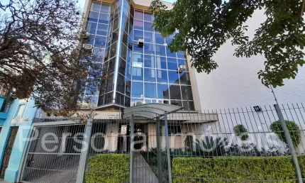 Sala na Rua Dr. Vale próximo do Hospital Moinhos de Vento