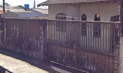 Casa com 3 quartos à venda no Jardim Baroneza, Arapongas 
