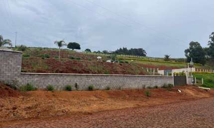 Terreno à venda no Parque Bela Vista, Apucarana 