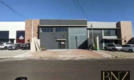 Barracão Comercial para Locação no Vale das Perobas