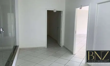Sala Comercial de 62m² para Locação no Centro - R$2.305,00!