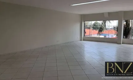 Sala Comercial de 110m² para Locação no Centro - R$2.805,00!