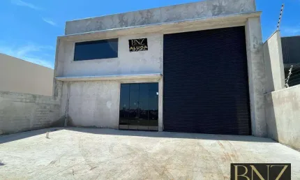 Espaço Industrial Versátil: Barracão para Locação no Jardim Metropolitan !