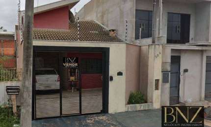 Conforto e Estilo: Casa à Venda no Acolhedor Jardim Loreto!
