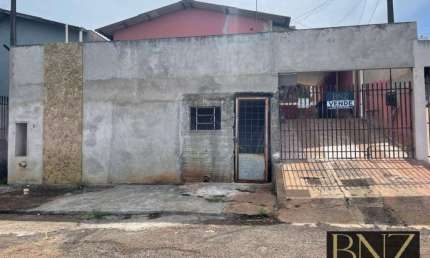 Casa à Venda no Columbia - Espaço Funcional e Aconchegante!