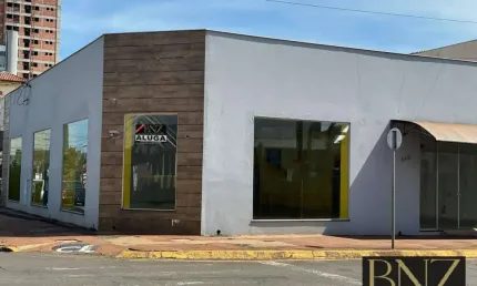 Imóvel Comercial: Espaço Flexível de 280m² no Centro da Cidade