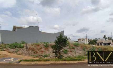 Direitos de Terreno de Esquina à Venda no Residencial Tozzi