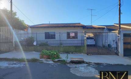 Tranquilidade Residencial: Casa Aconchegante à Venda no Del Condor