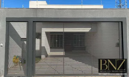 Casa com 3 quartos à venda no Jardim Metropolitan, Arapongas 
