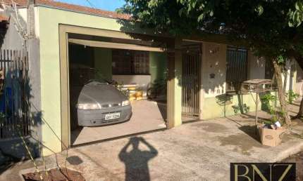 Casa Encantadora e Versátil à Venda no Conjunto San Rafael I !