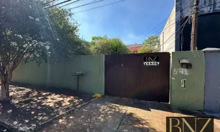 Oportunidade Única em Vila Cascata! Duas Casas em um Amplo Terreno de 525m²
