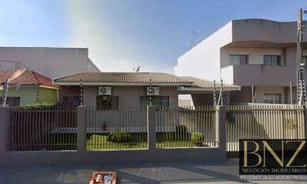 Casa com 3 quartos à venda no Jardim Panorama, Arapongas 