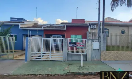 Linda casa espaçosa e aconchegante no Jardim Santo Antônio