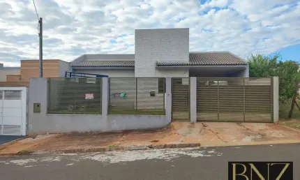 Casa com 3 quartos à venda no Jardim San Raphael VI, Arapongas 