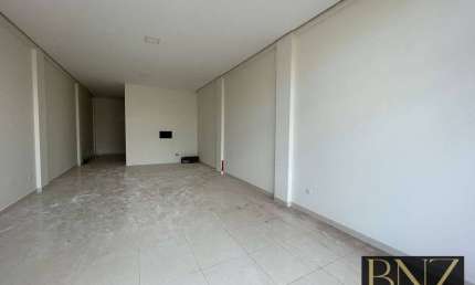Sala comercial com 1 sala para alugar no Jardim Vale das Perobas, Arapongas 