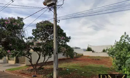 Terreno à venda no Jardim Interlagos, Arapongas 