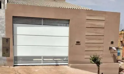 Casa à Venda ou Loca no Jardim Metropolitan - Seu Novo Lar Espera por Você!