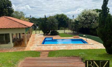 Chácara à Venda em Primeiro de Maio - PR - Conforto, Lazer e Natureza