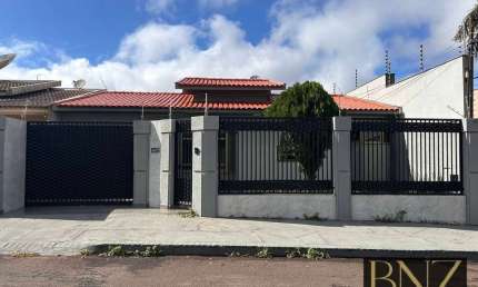 Casa com 3 quartos à venda no Jardim Morumbi, Arapongas 